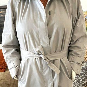 Raincoat-Ladies-London Fog Pet. 12